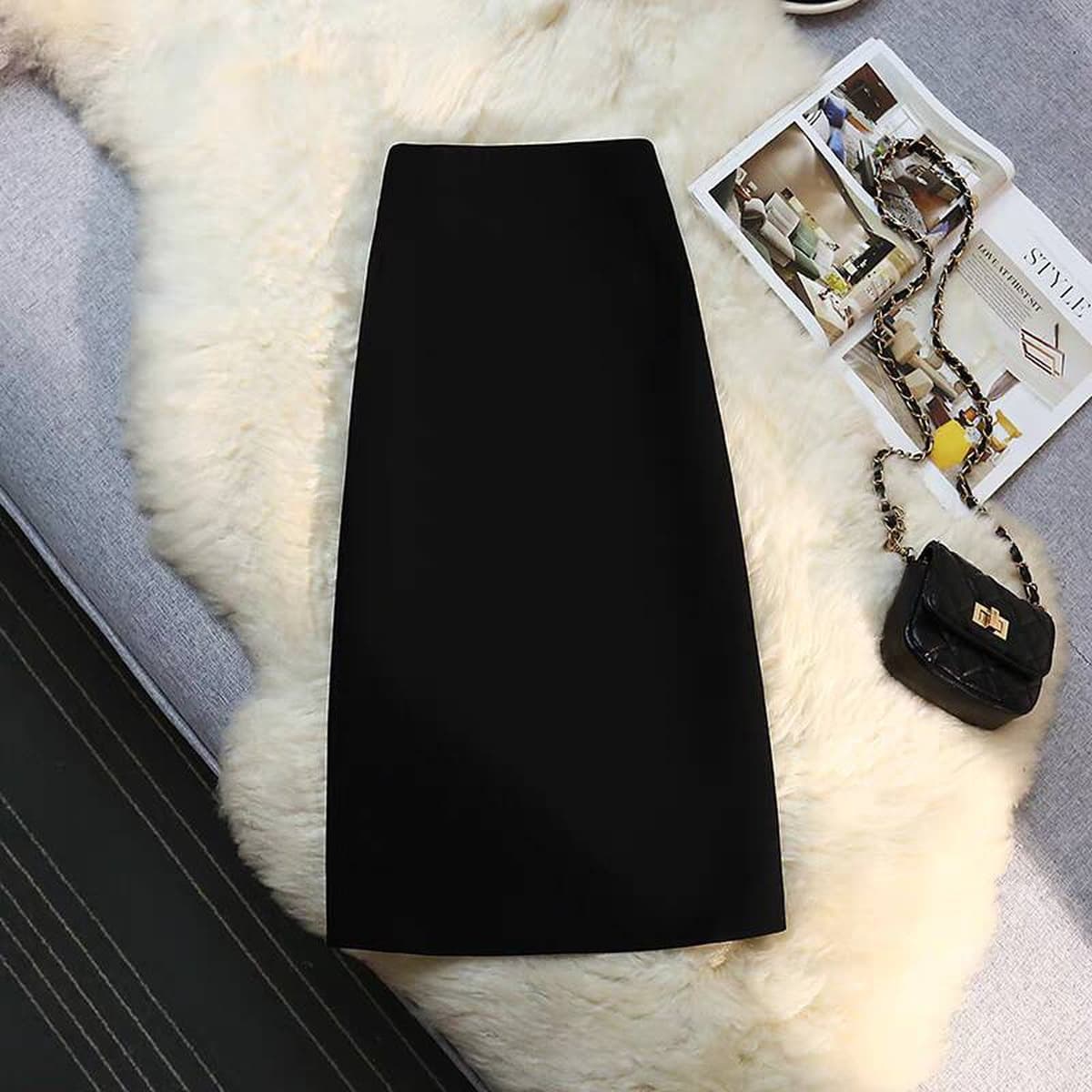 Костюм Юбка Женская средняя длинная прямая юбка с подвеской Лето 2025 Маленькая сумка ветер с открытыми вилками