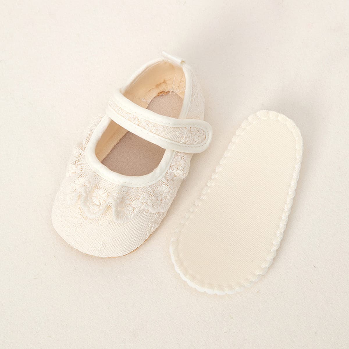 Готовый запас производителя, оптовая продажа, весенние новые детские кружевные туфли принцессы в корейском стиле для...