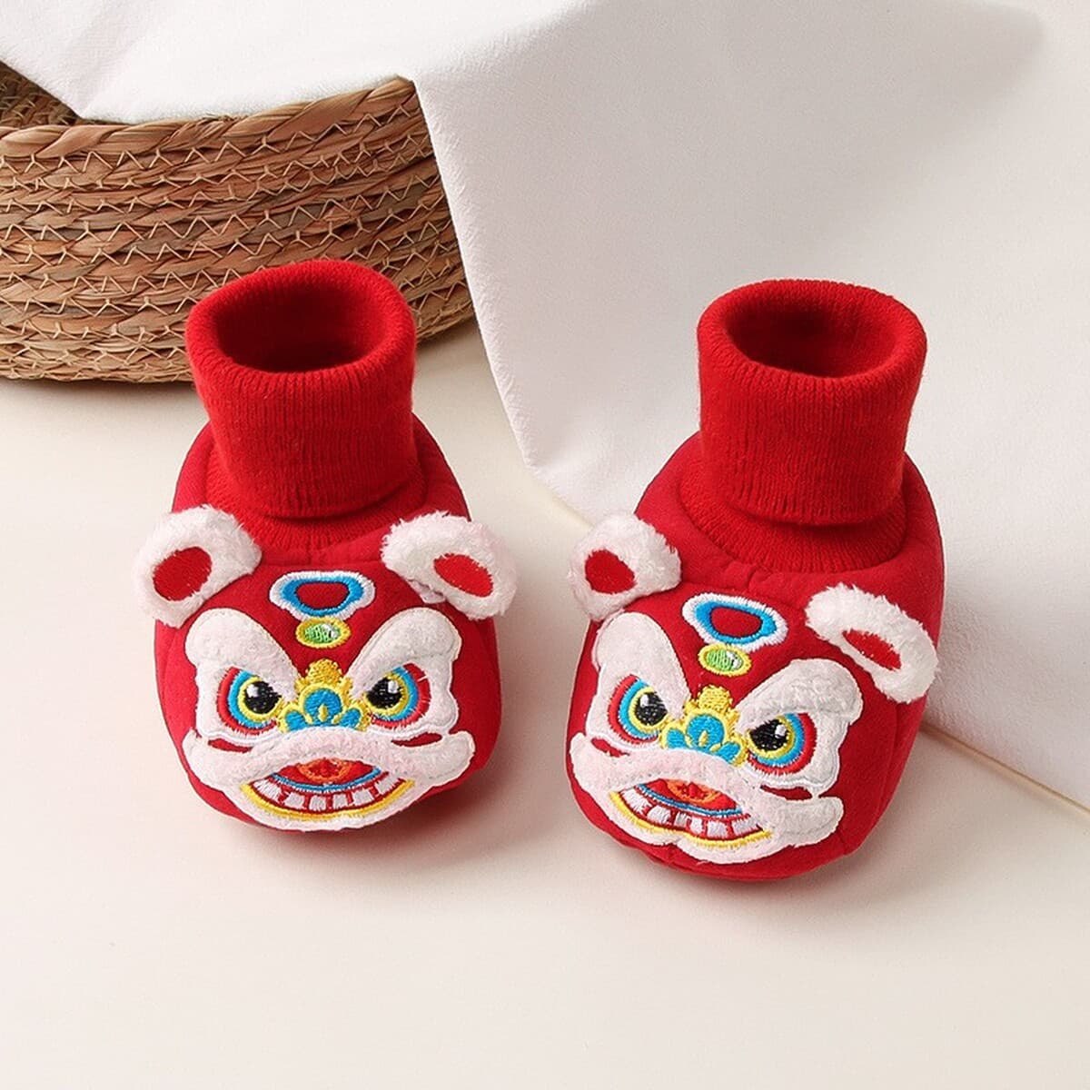 Guochao Dragon Tiger Baby Baby Red Полнолуние