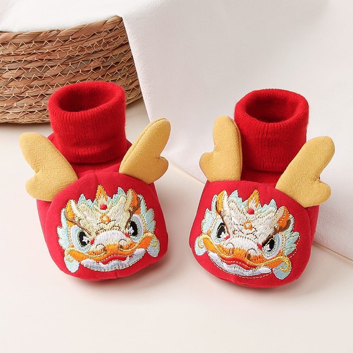 Guochao Dragon Tiger Baby Baby Red Полнолуние