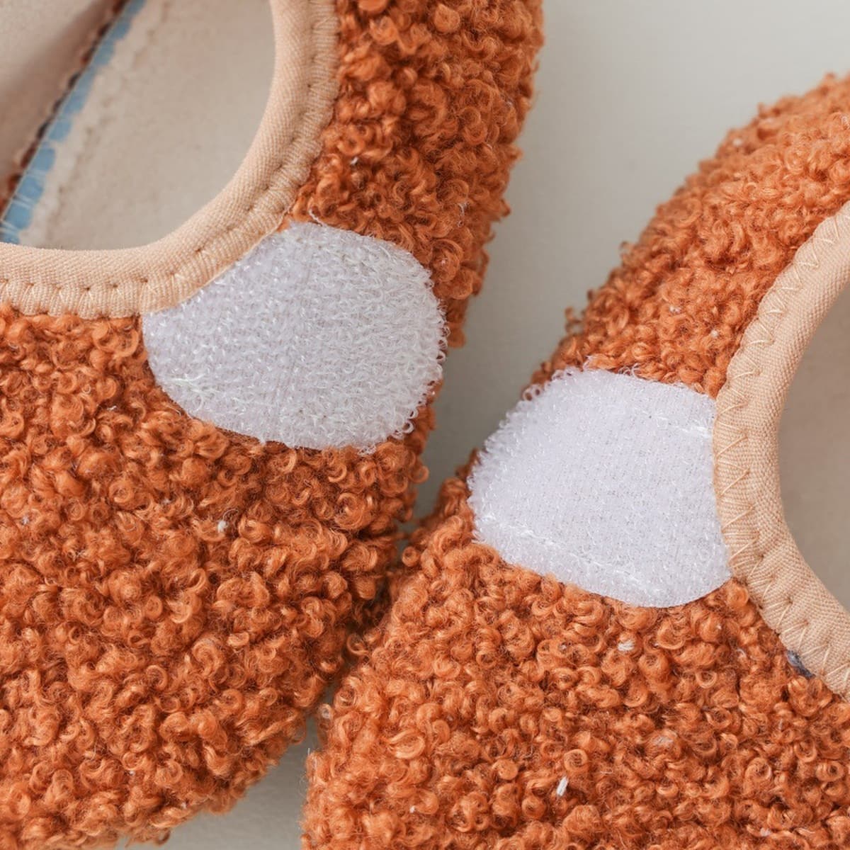 Детские носки-тапочки для осени и зимы, утолщенные, теплые, нескользящие, на липучках, мягкие домашние тапочки-носки для...