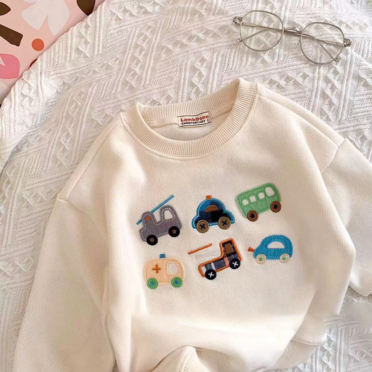 Пятно! Осенний японский свитник детская автомобильная вышивка