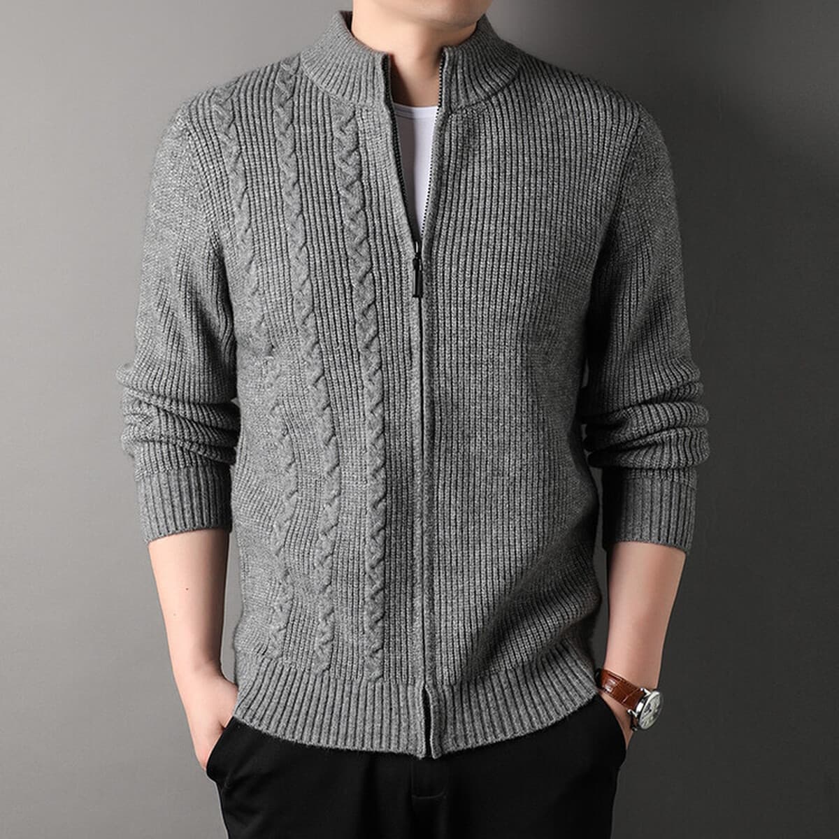 Водолазка Мужской 2023 осенне-зимний свободный Универсальный однотонный кардиган на молнии с воротником-стойкой, вязаный...