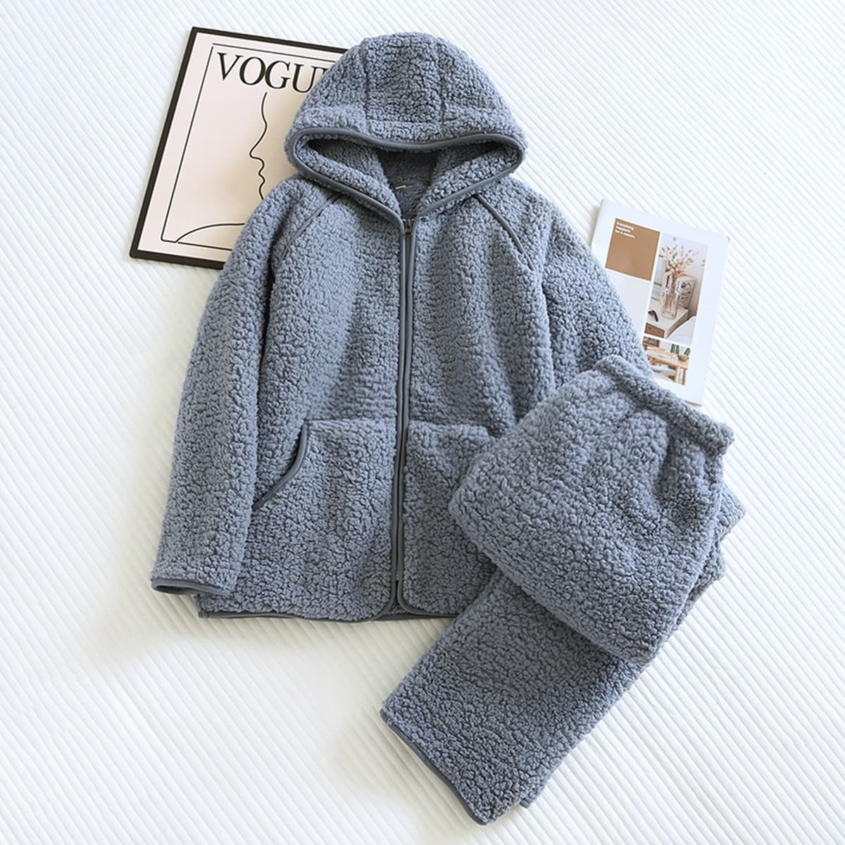 Новые осенне-зимние пижамы из кораллового вельвета для женщин и мужчин, утолщенные и теплые, можно носить на улице, комплект...