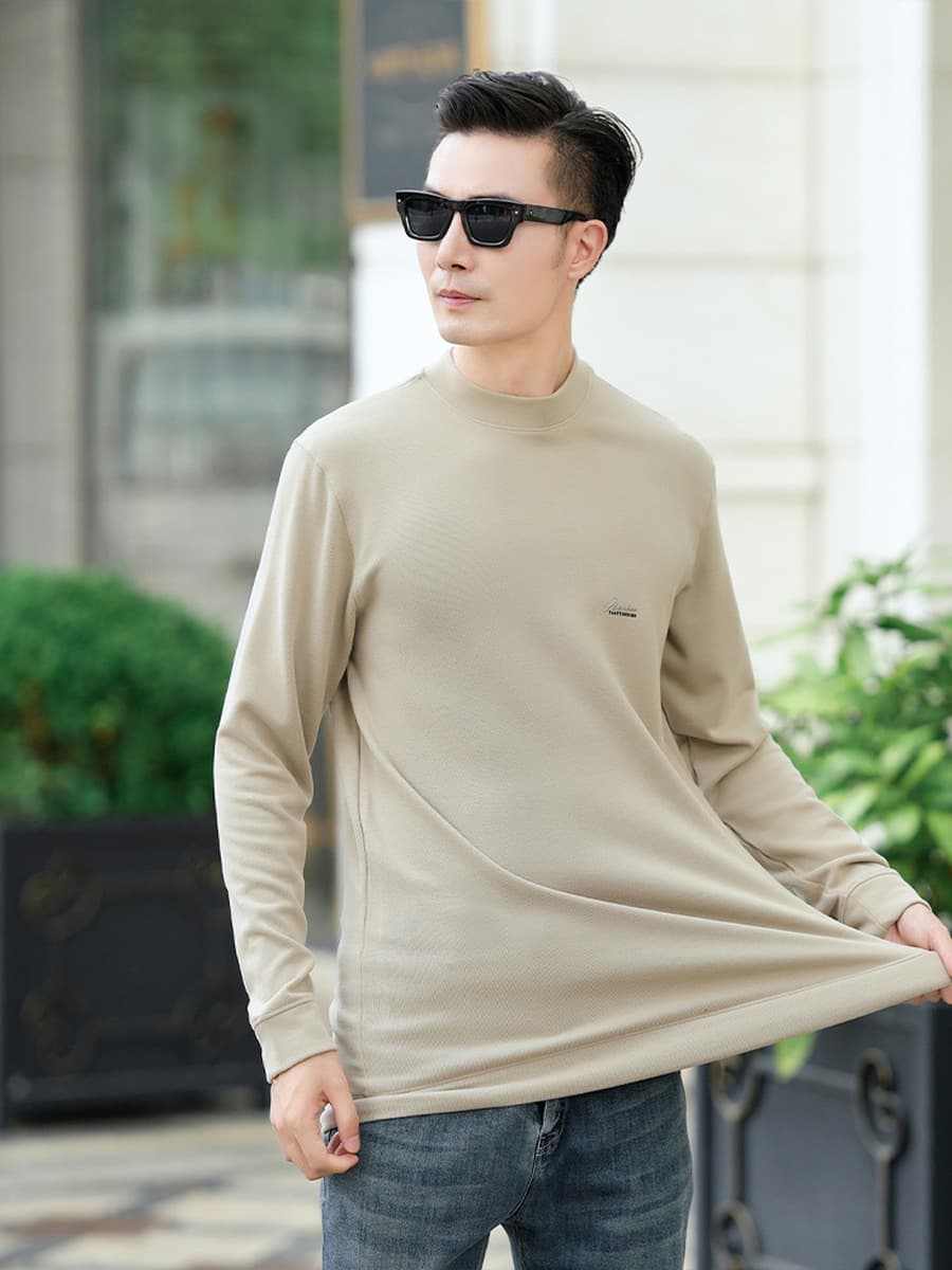 Длинноногие и стройные люди могут носить рубашку в рубчик во французском стиле с удлиненными рукавами, молодежную...