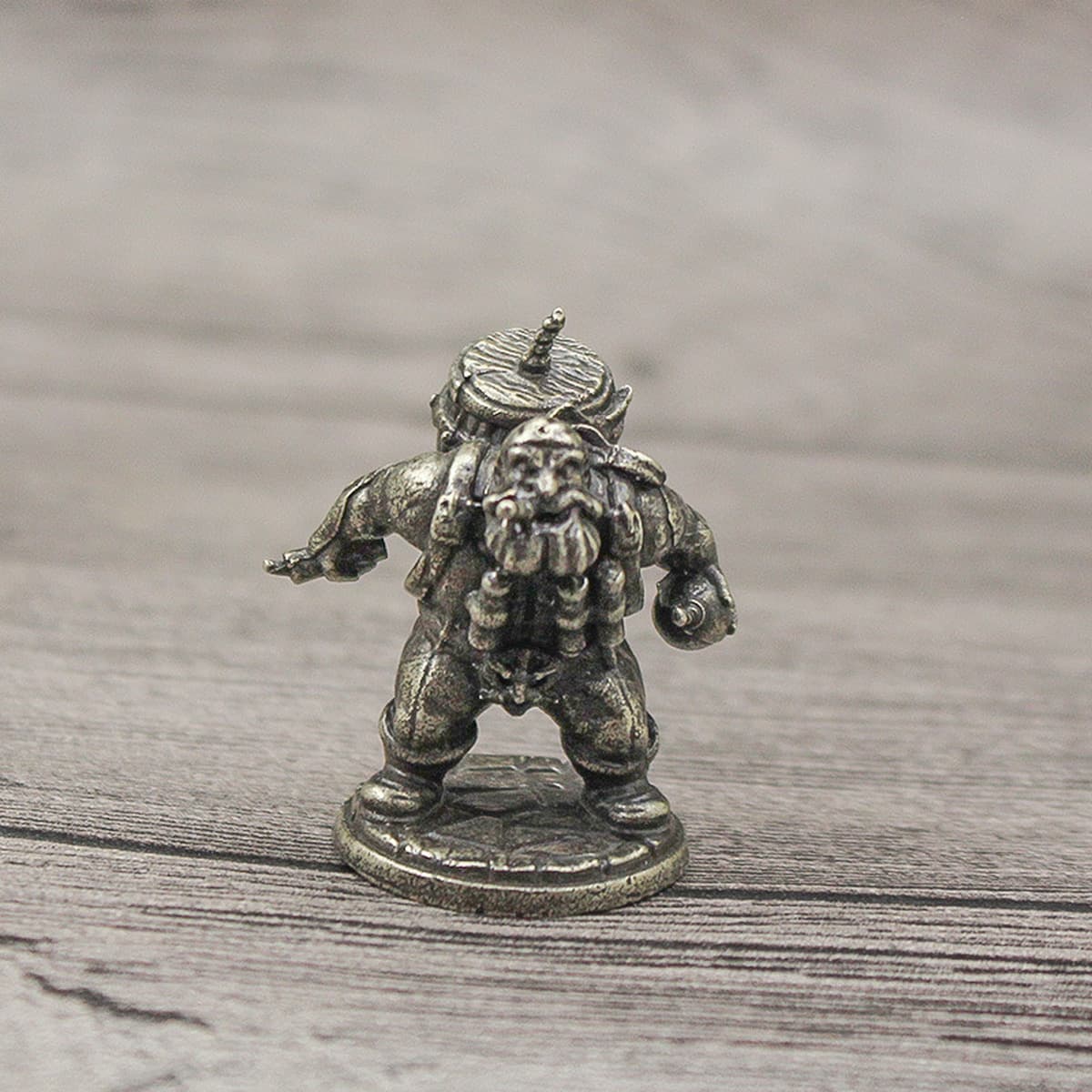 Ретро белый медный карлик модель солдата ручной работы игрушка настольная игра шахматные фигуры автомобиль картон бронзовые...