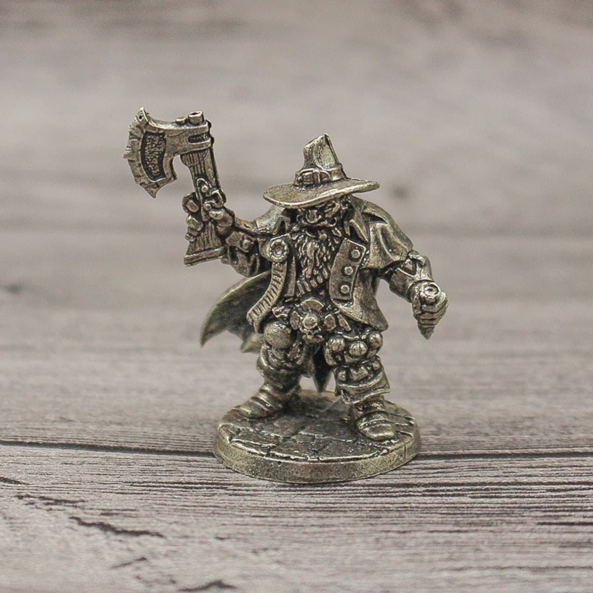 Ретро белый медный карлик модель солдата ручной работы игрушка настольная игра шахматные фигуры автомобиль картон бронзовые...