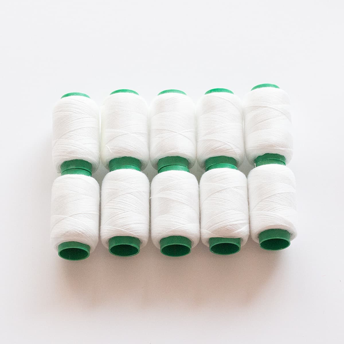 Бытовая швейная нить цветная Маленькая в рулоне 302 ремонтная нить черная нить белая нить красная нить пагода ручная вышивка...