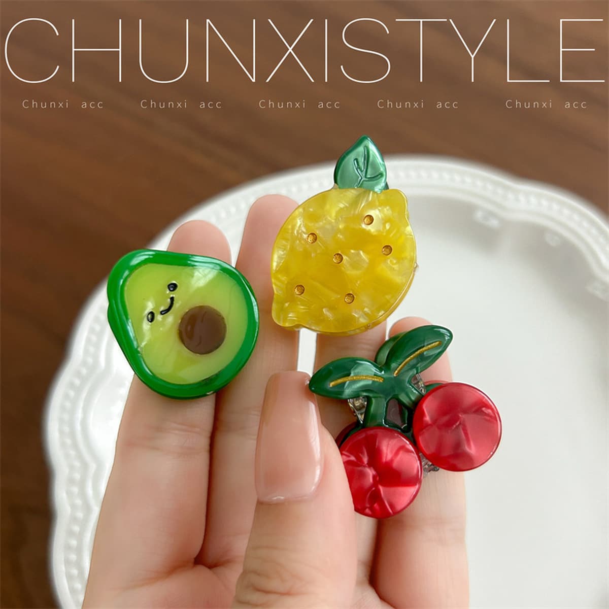 Одна пара зажимов выглядит лучше ~ Высокие черепа, милые фрукты, маленькие волосы, клубничные красные челки, заколки для...