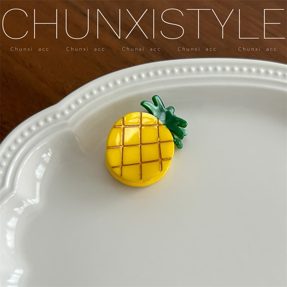 Одна пара зажимов выглядит лучше ~ Высокие черепа, милые фрукты, маленькие волосы, клубничные красные челки, заколки для...