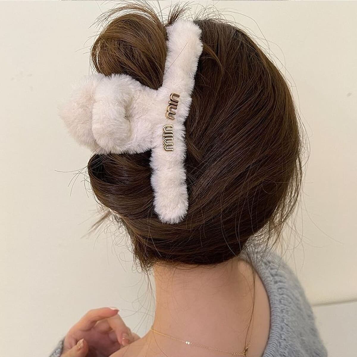 Корейская новая девушка двухсторонний Kt бант плюшевый захват мультфильм милый акула зажим высокая стоимость осенью и зимой