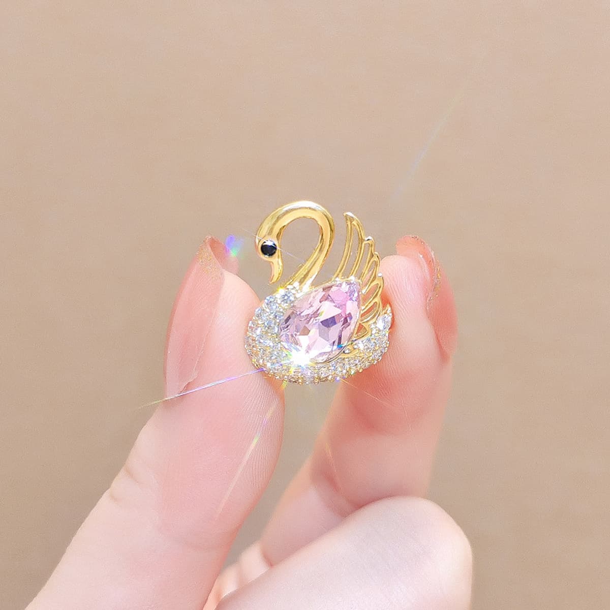 Новый сплав броши высокого уровня чувство ниши женщины оптом высокого класса пиджак пальто костюм высокого класса дикий...