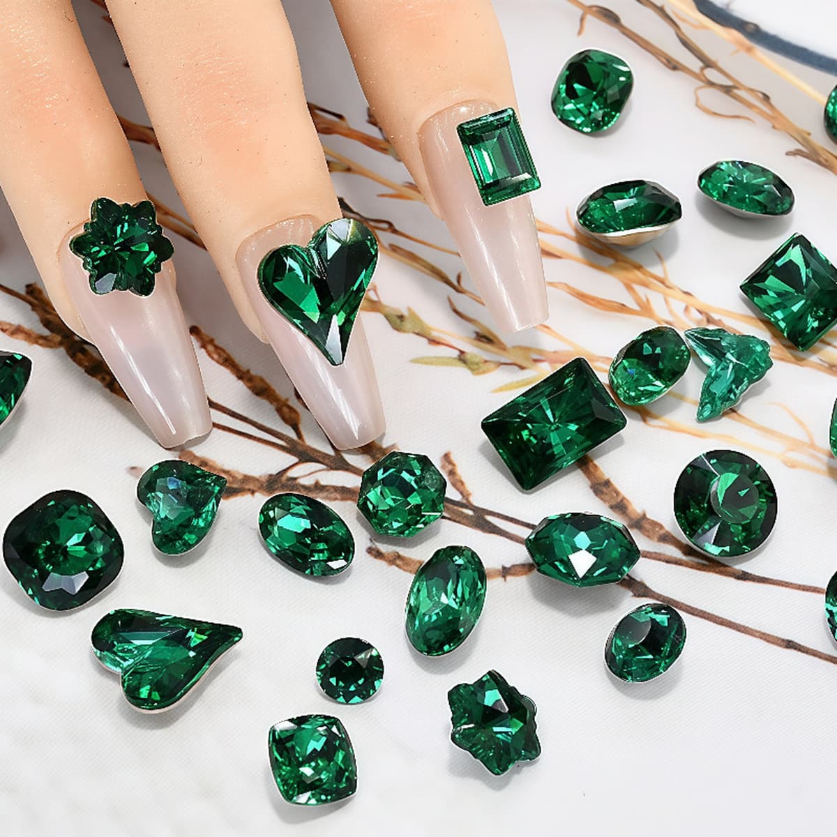 Замена смешанной партии K9, высококачественные изумрудные стразы для дизайна ногтей с заостренными спинками, оптовая продажа...