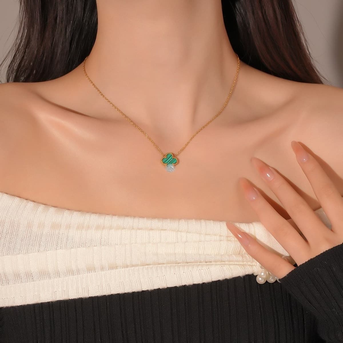 Ожерелье с четырехлистным клевером, титановая сталь, легкая роскошь, высококачественное женское модное двустороннее...