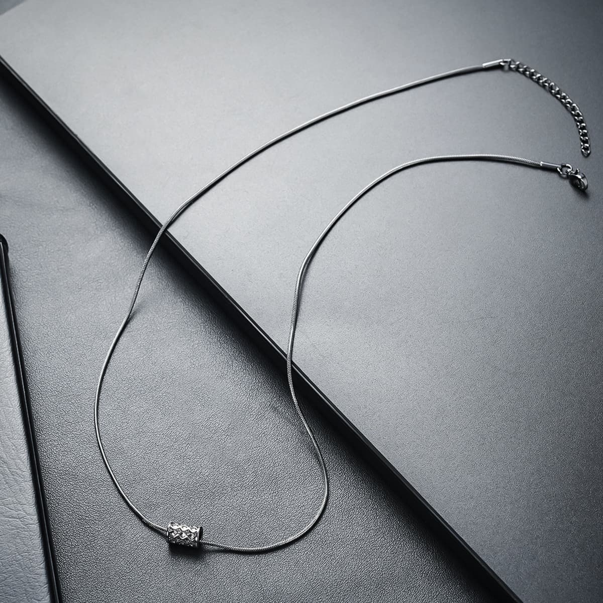 Ожерелье мужская титановая сталь не выцветает минималистские дикие украшения женская цепочка свитера новая модная личность...