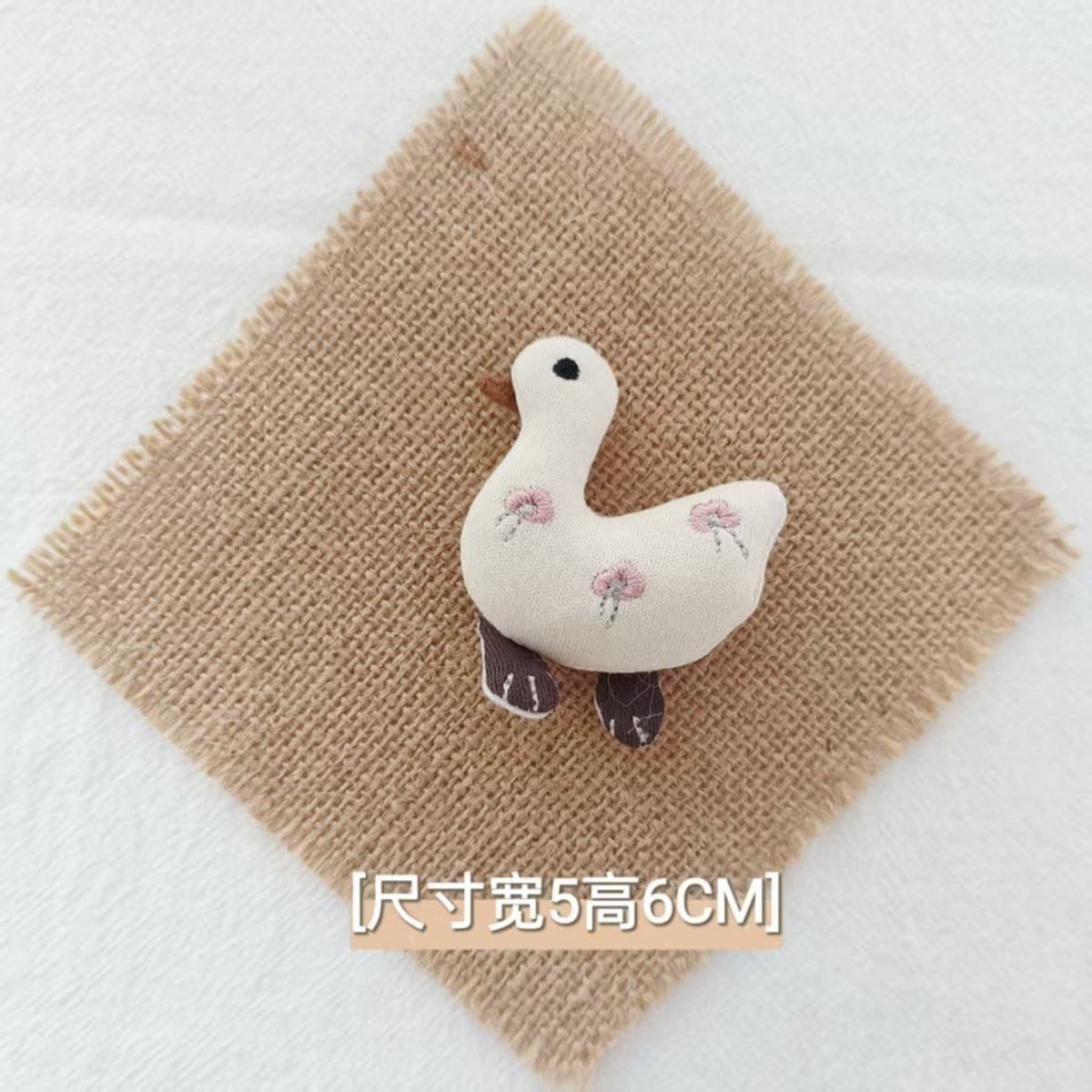 Корейская версия нового детского мультяшного тканевого корсажа, брошь с маленькими животными, милый и милый медведь, кролик,...