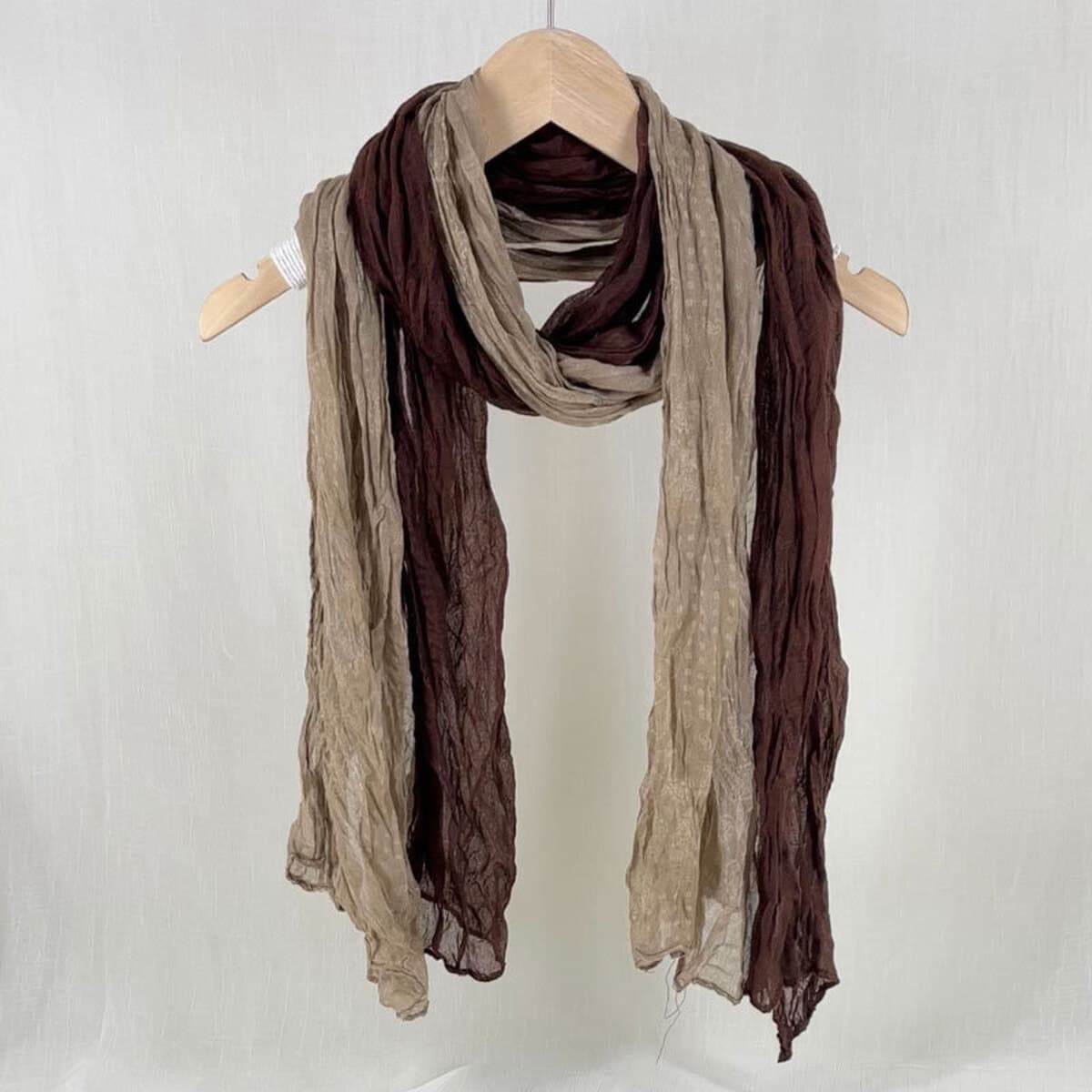 Внешняя торговля Весенний и Осенний отдел Литературный шарф Женский дикий складчатый сплошной цветок кешью, сшитый тонкий...