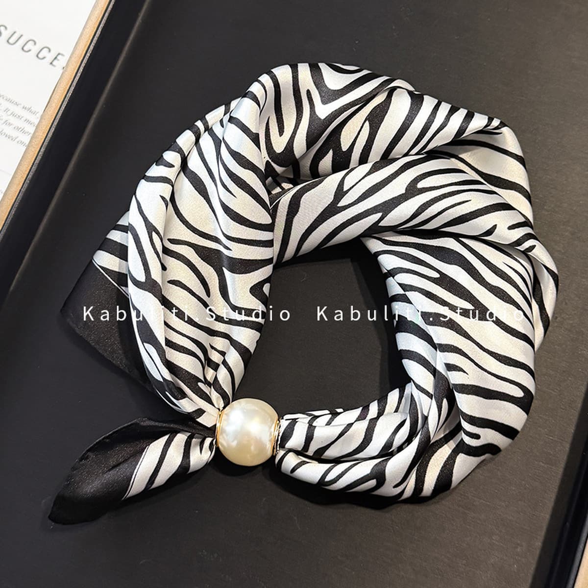 Белое жемчужное ожерелье с магнитной пряжкой, узкий длинный шелковый шарф для ушей, женский шарф на шею с рубашкой, тонкий...