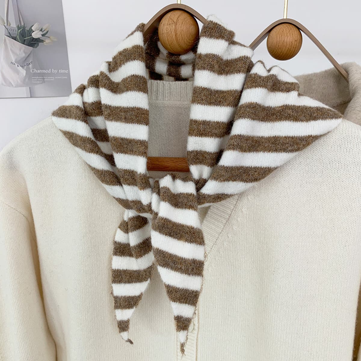 Новый Универсальный Классический нишевый шарф в полоску в Корейском стиле с треугольными чашечками, женский зимний модный...