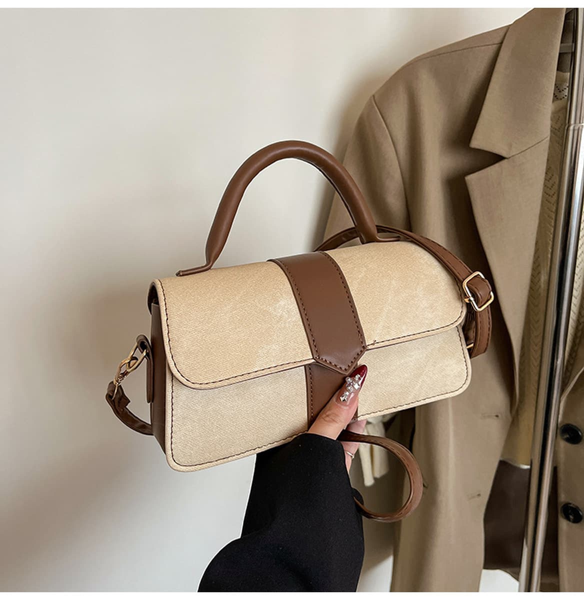 Джинсовая сумка через плечо 2025 года, весенняя, однотонная, повседневная, с подвеской, для города, маленькая квадратная...