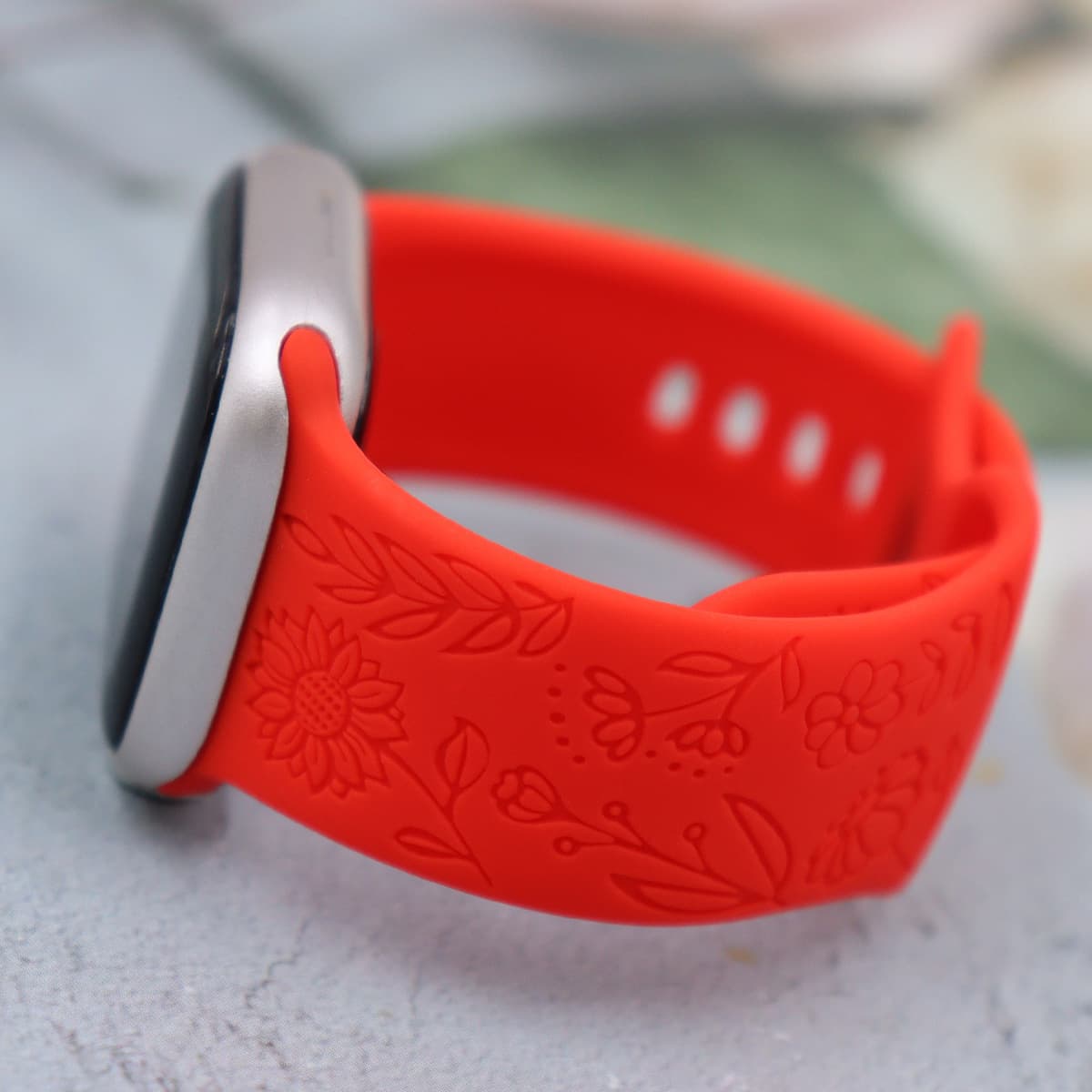 Ремешок для Apple Watch с регулируемой длиной и солнечным цветочным узором, силиконовый ремешок, стильный и повседневный...