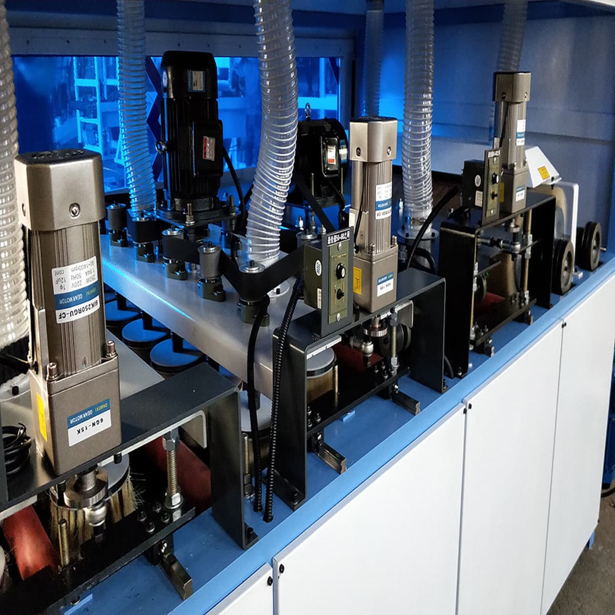 Шлифовальный станок специальной формы деревообрабатывающее оборудование Автоматическая 1000 блистерная белая стерня...