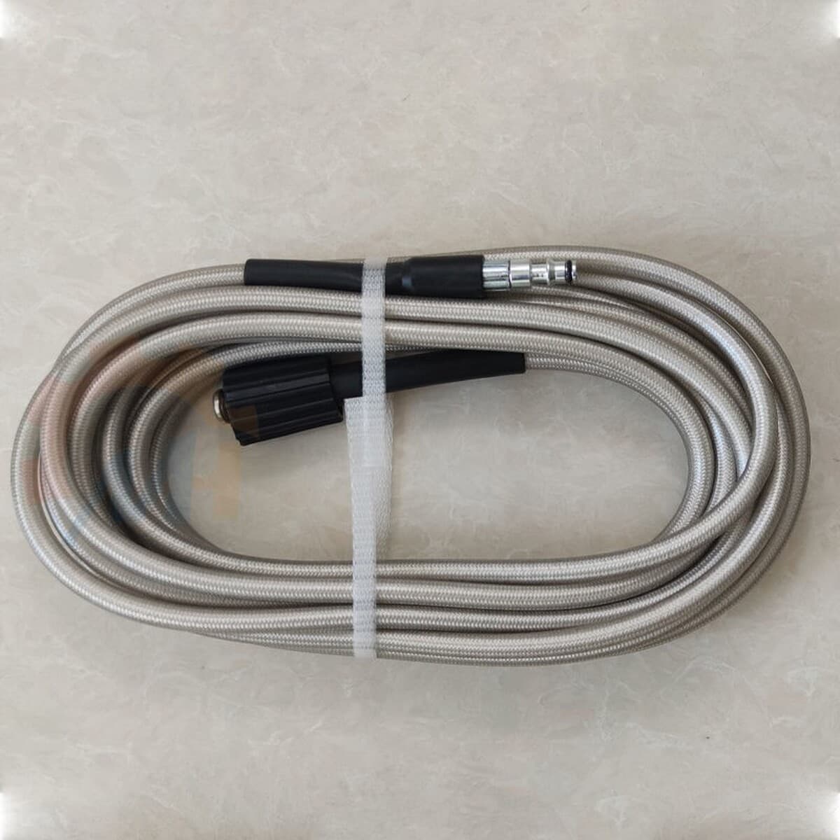 Специальный короткий водяной пистолет для автомойки высокого давления