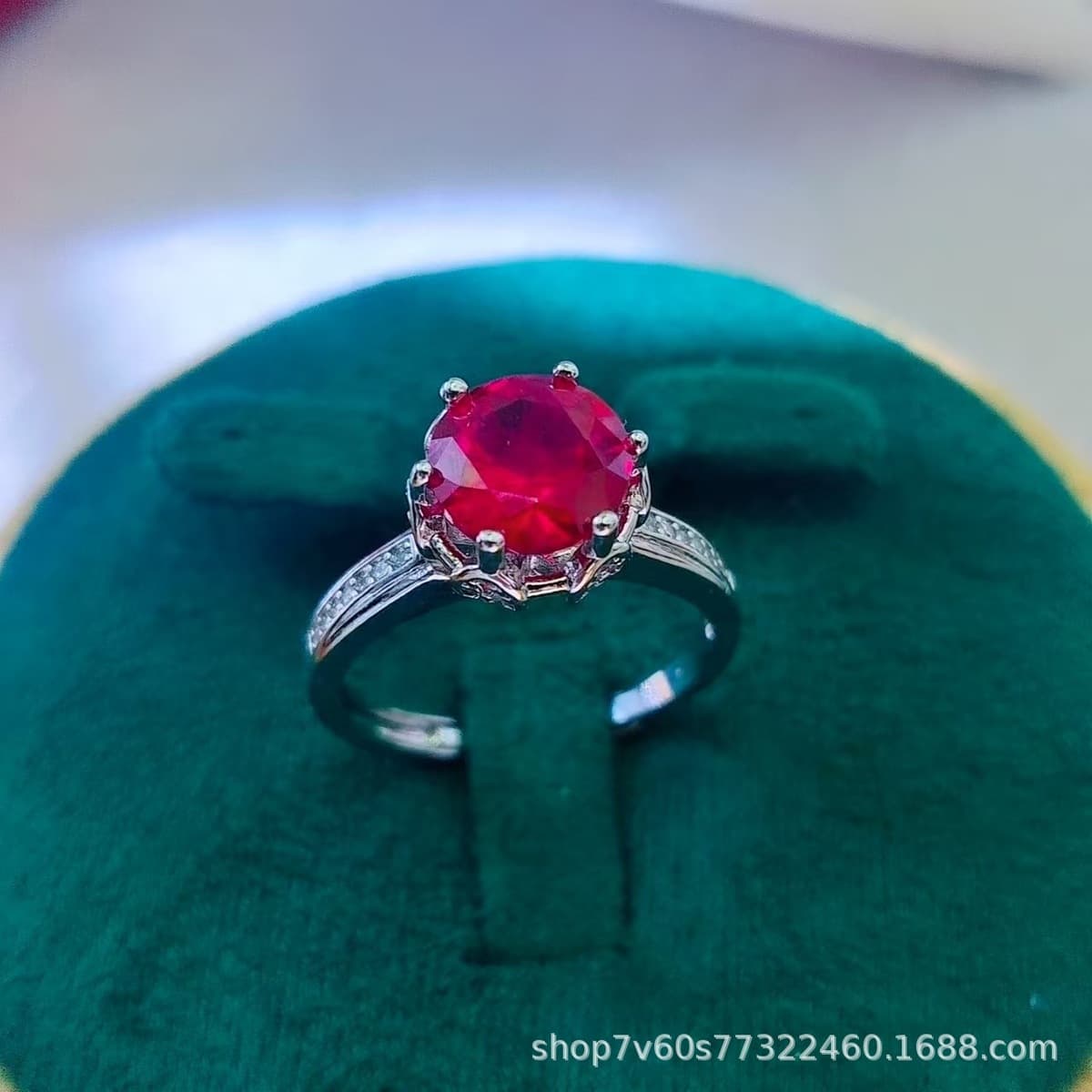 Хит продаж: ювелирное изделие — кольцо с имитацией рубина цвета «голубиная кровь» (2 карата), светло-роскошное,...