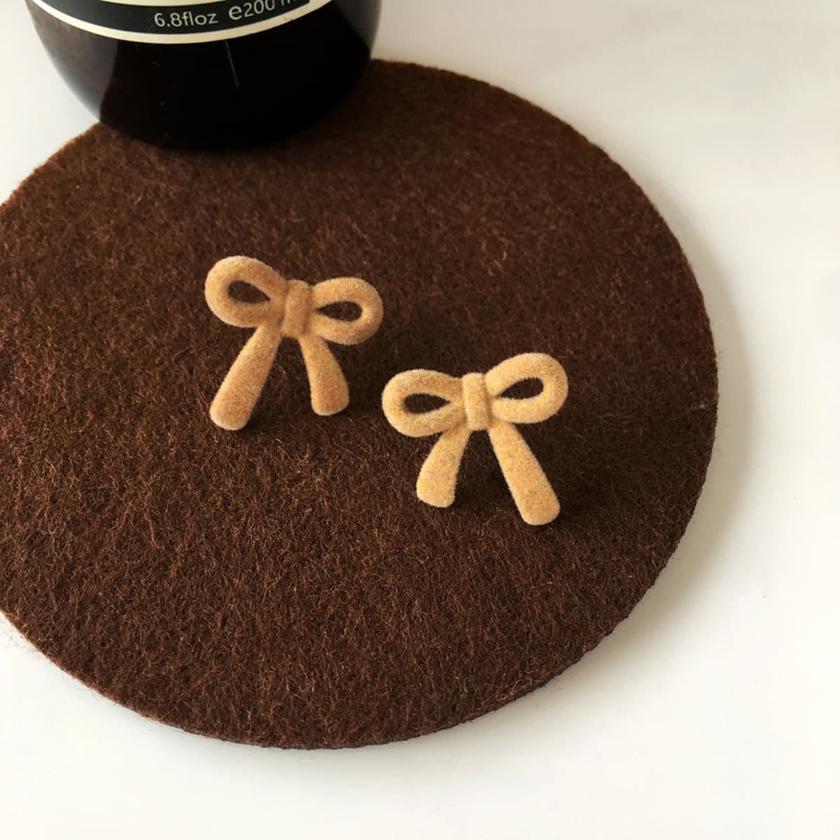 Возвращайте новым и старым клиентам ювелирную коллекцию, модные нишевые серьги, аксессуары для волос, ожерелья для женщин.