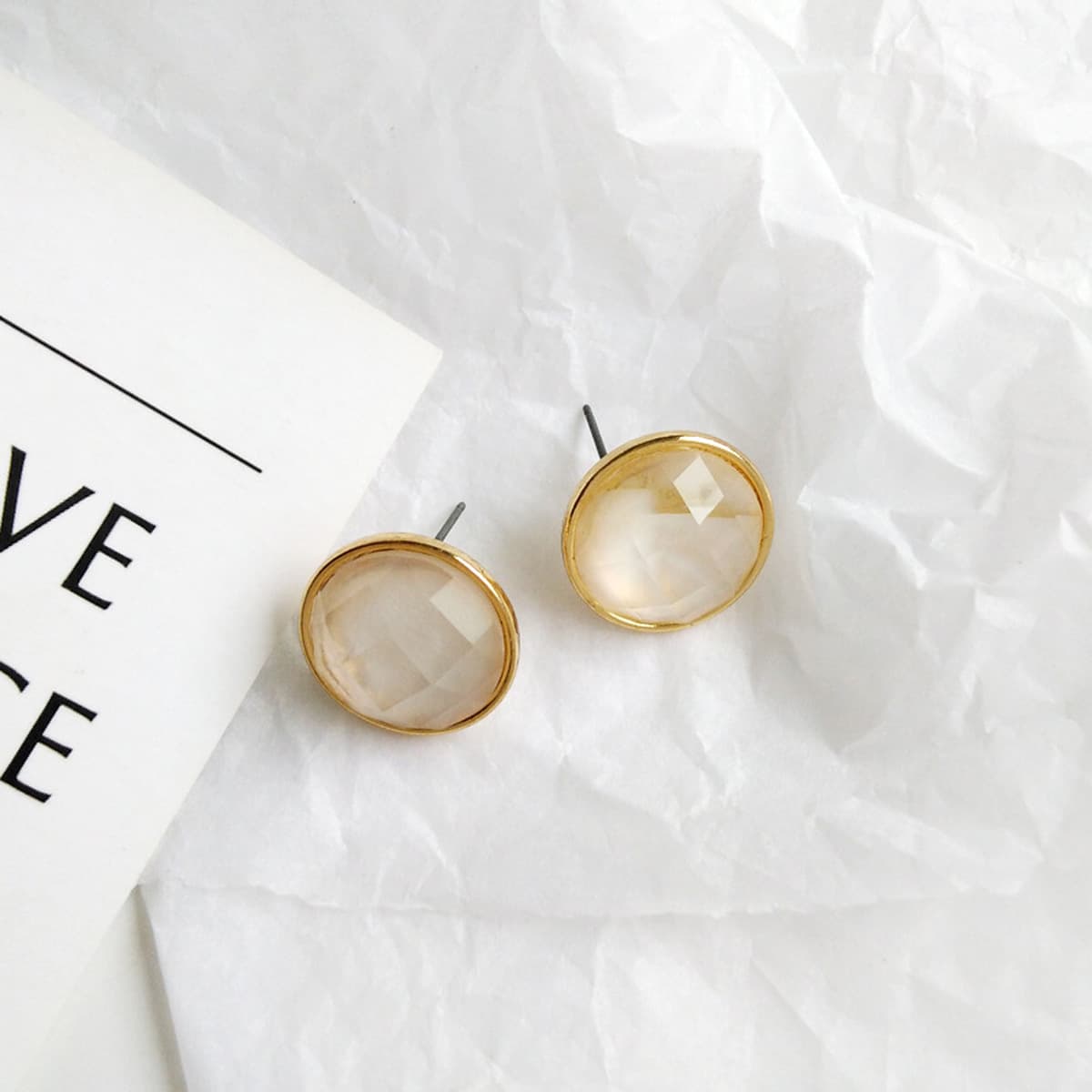 Возвращайте новым и старым клиентам ювелирную коллекцию, модные нишевые серьги, аксессуары для волос, ожерелья для женщин.