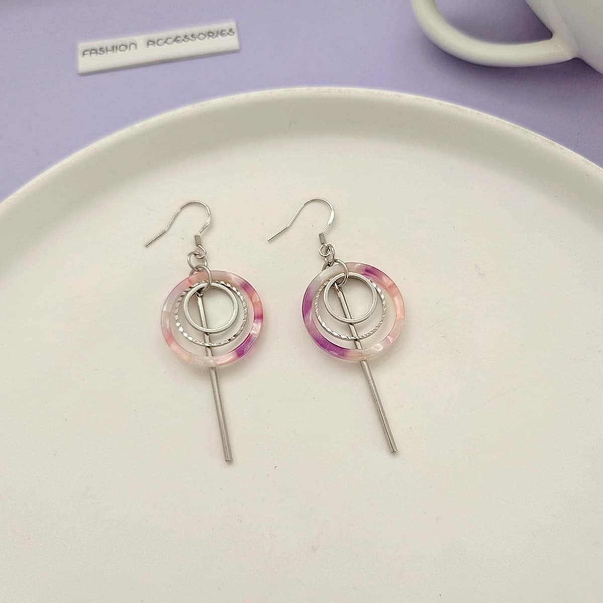 Возвращайте новым и старым клиентам ювелирную коллекцию, модные нишевые серьги, аксессуары для волос, ожерелья для женщин.