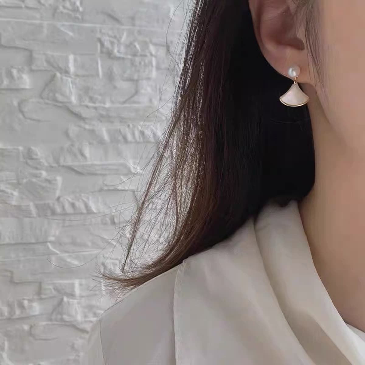 Французский натуральный жемчуг веерообразный натуральный моллюсков серьги нишевые дизайн высокого уровня чувство серьги...