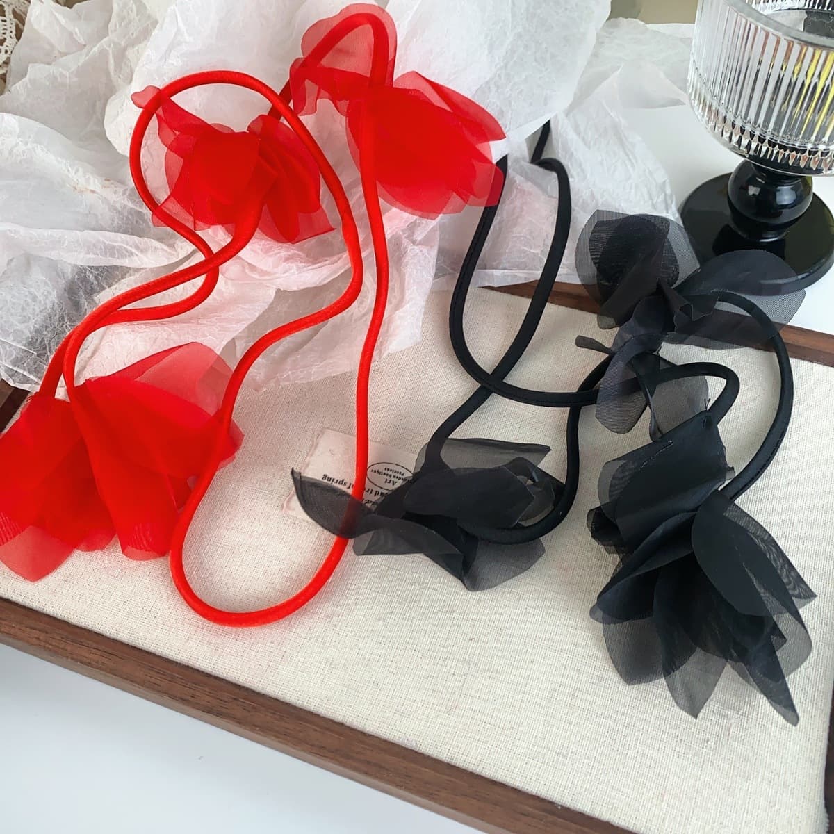 Многослойное ожерелье на шнуровке с лепестками роз и цветком на шее, декоративное многоцелевое колье-чокер, нишевое ожерелье...