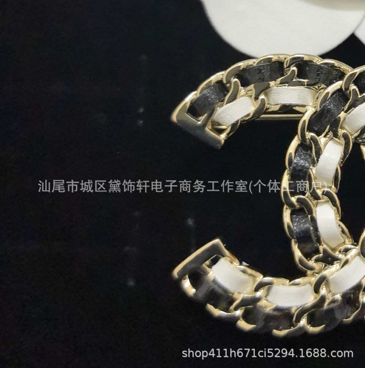 Брошь Chanel Double C с полным алмазным паве, квадратная брошь с бриллиантами и жемчугом, брошь-камелия Chanel, маленькая...