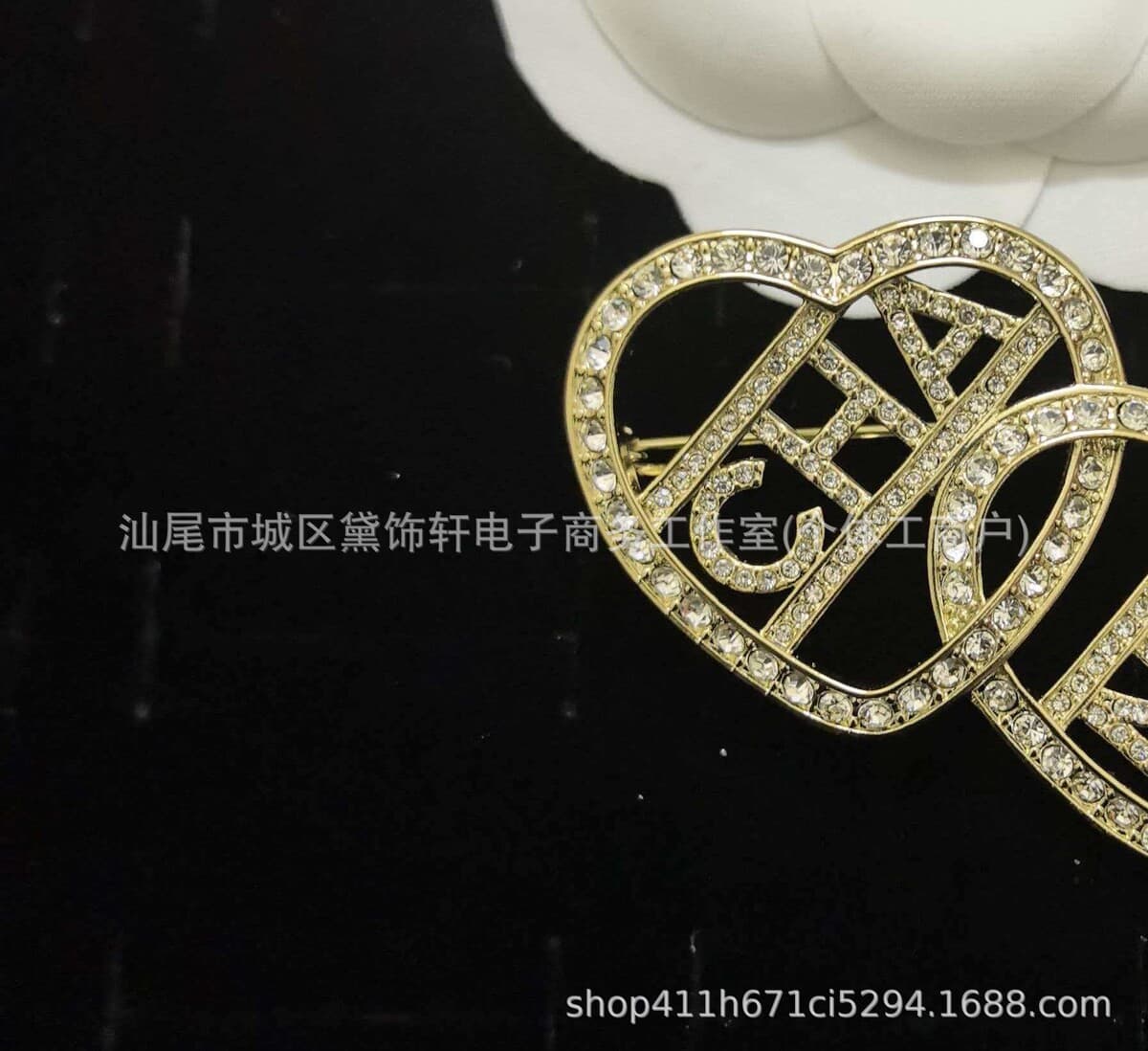 Брошь Chanel Double C с полным алмазным паве, квадратная брошь с бриллиантами и жемчугом, брошь-камелия Chanel, маленькая...