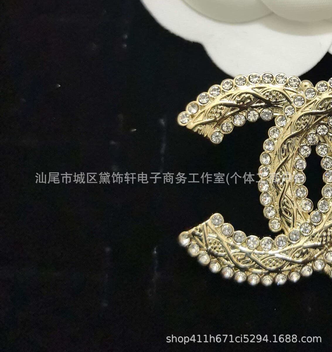 Брошь Chanel Double C с полным алмазным паве, квадратная брошь с бриллиантами и жемчугом, брошь-камелия Chanel, маленькая...