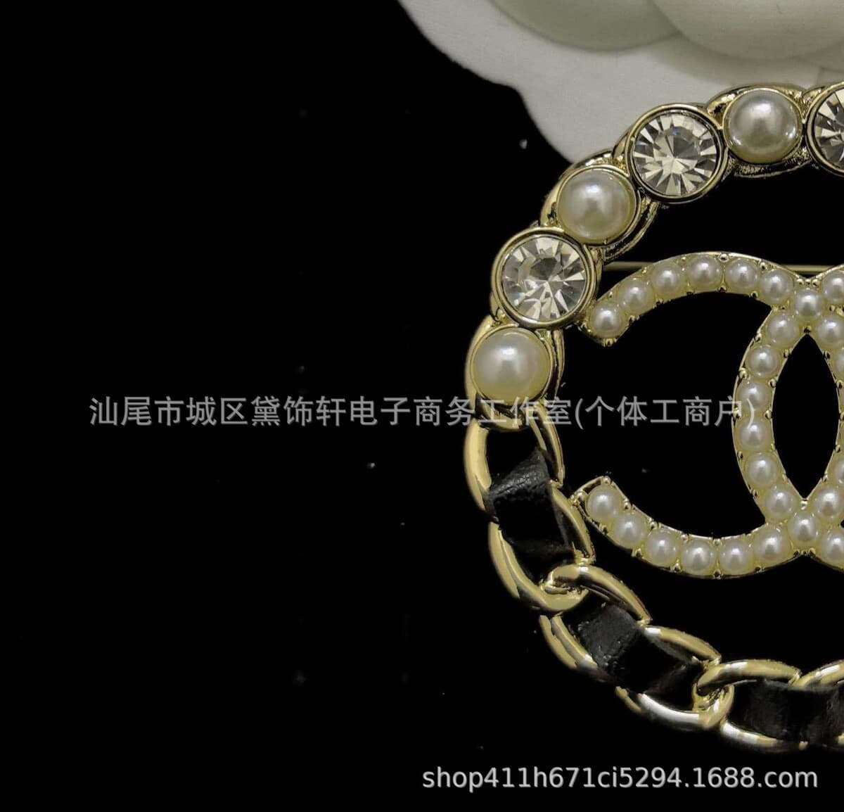 Брошь Chanel Double C с полным алмазным паве, квадратная брошь с бриллиантами и жемчугом, брошь-камелия Chanel, маленькая...