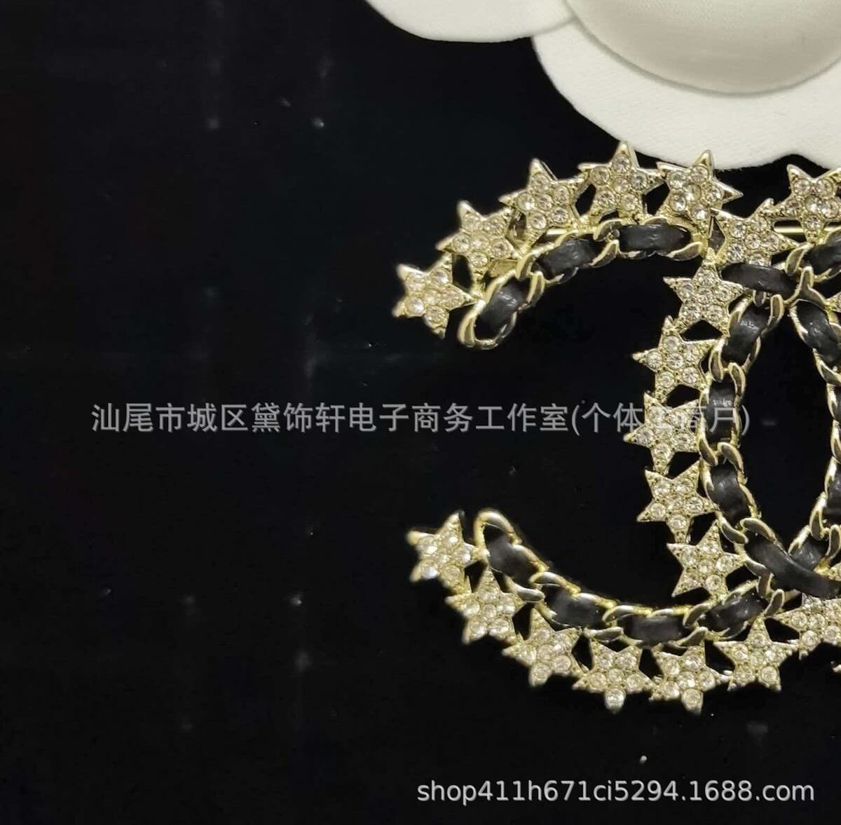 Брошь Chanel Double C с полным алмазным паве, квадратная брошь с бриллиантами и жемчугом, брошь-камелия Chanel, маленькая...