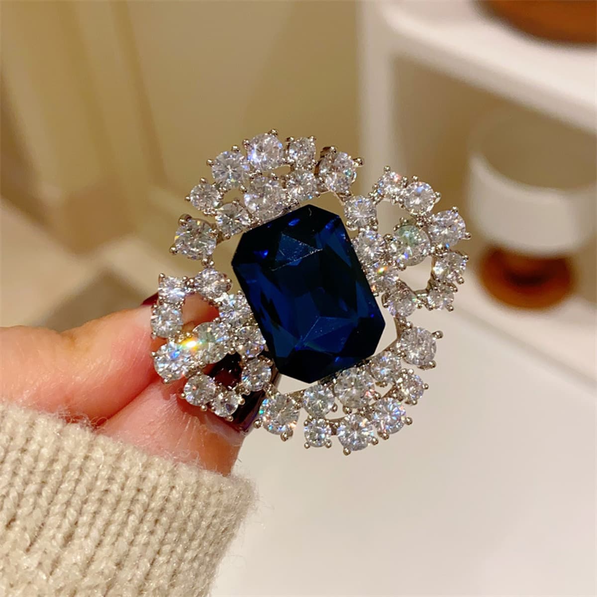 Винтаж Дворцовый стиль Шри-Ланка Сапфир ювелирные изделия брошь корсаж элегантный темперамент костюм куртка пряжка