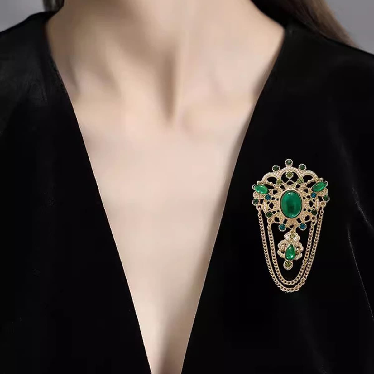 Европейские и американские ретро изумрудные бахромы броши женский высокий темперамент
