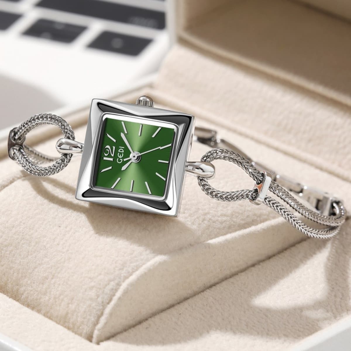 Godi нишевые высокие женские часы простые маленькие квадратные часы из сплава браслета женские часы среднего стиля кварца...