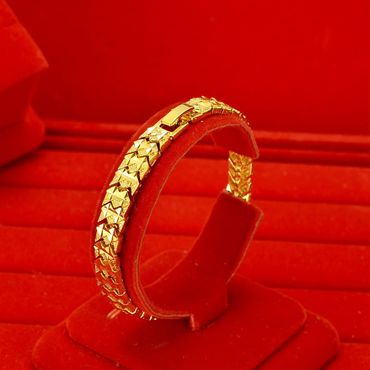 Трансграничная имитация 24k золото часы цепи Юго-Восточной Азии мужчин и женщин ручной украшения киоск продаж живой песок...