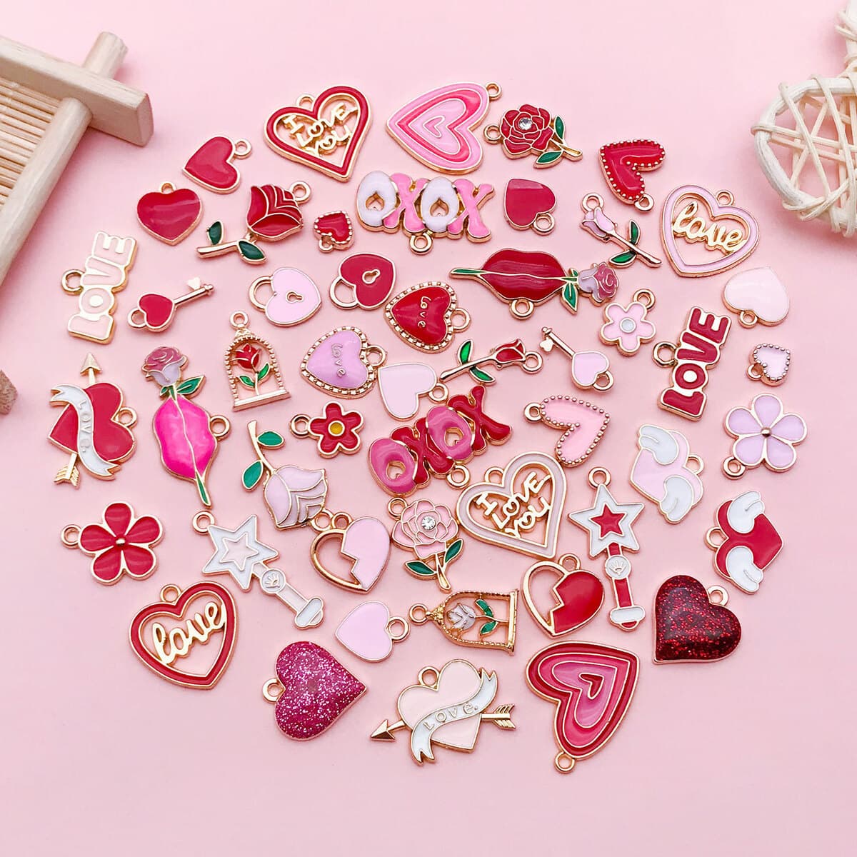 Кулон-подвеска для ожерелья DIY в форме сердца с розой и надписью LOVE, цвет розовый, ко Дню святого Валентина, аксессуары...