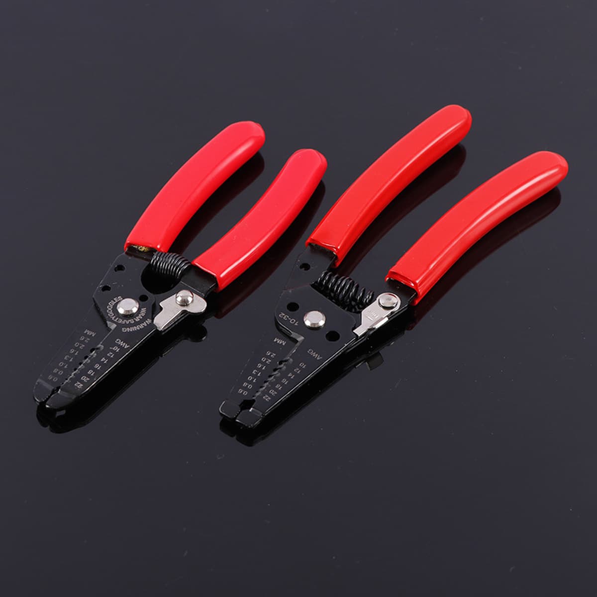 В наличии аппаратные инструменты инструмент для зачистки проводов инструмент для ремонта проводной сети инструмент для...