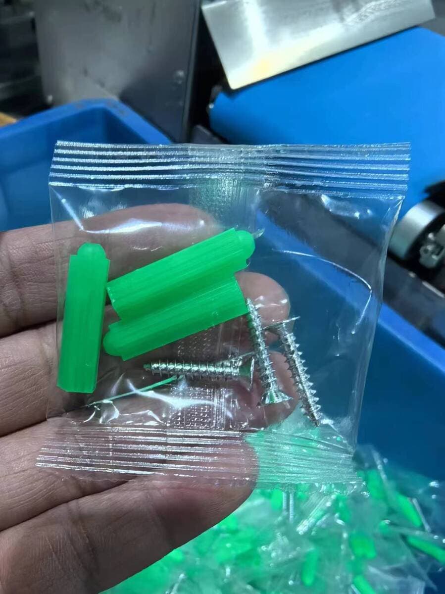 Самонасасно-натурные винтовые комплекты зеленый белый пластиковый расширяющийся трубка на стене гвоздь набор электрических...