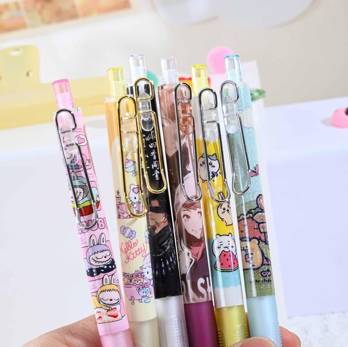 Новые милые аниме-ручки-сюрпризы в стиле мультфильмов с высоким эстетическим качеством, выдвижные гелевые ручки, призы для...