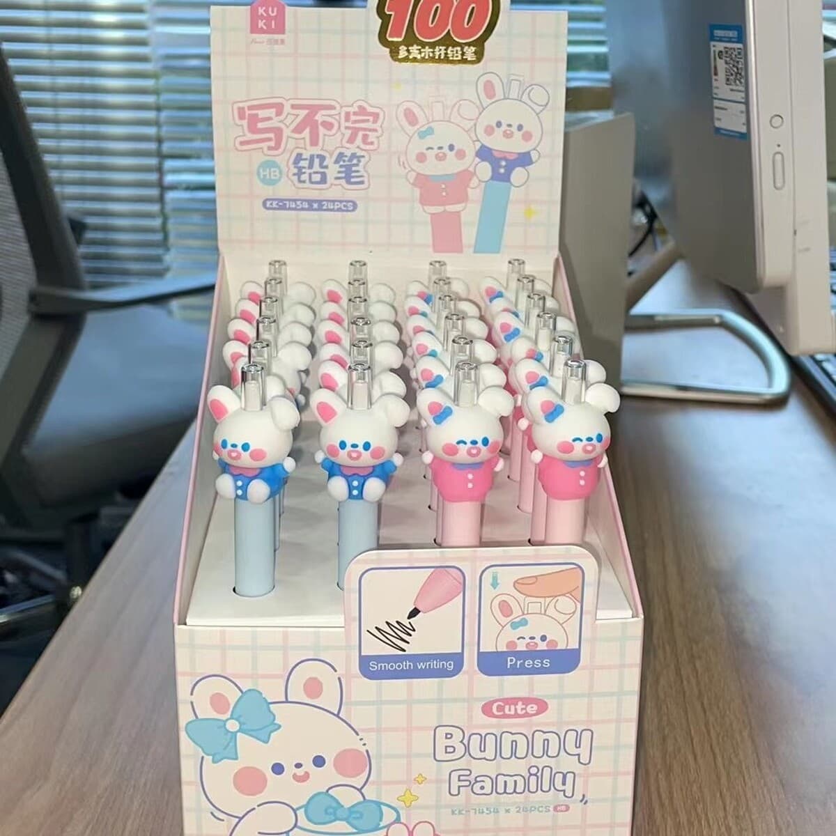 Симпатичный мультяшный стиль креативный карандаш