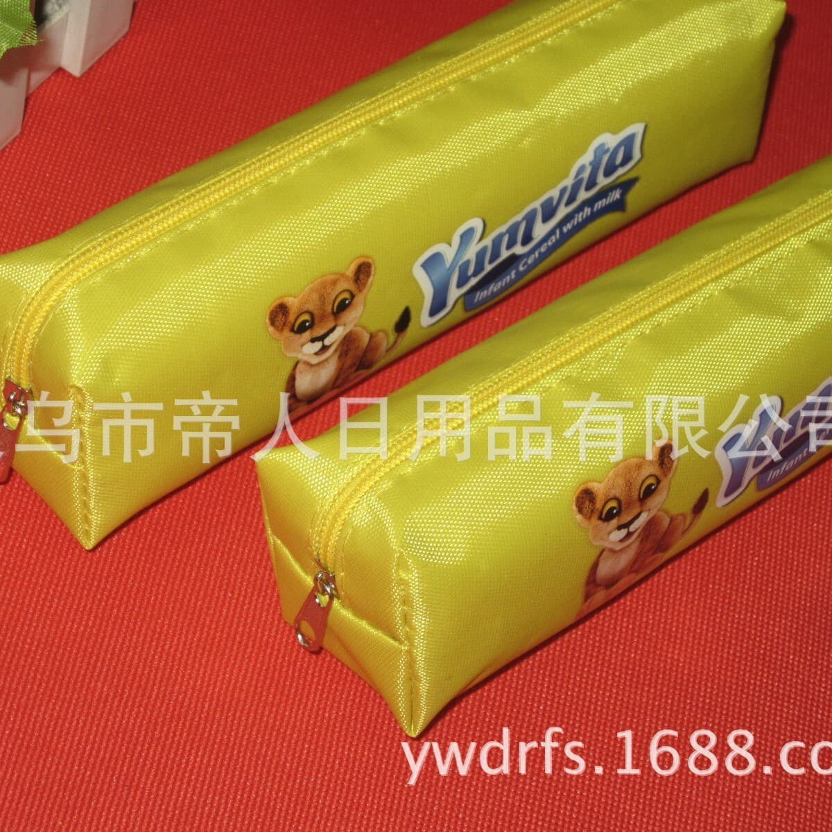 "Free Typography" Нейлоновый пенал Рекламный пенал Студенческий пенал Подарочный пенал Рекламный пенал