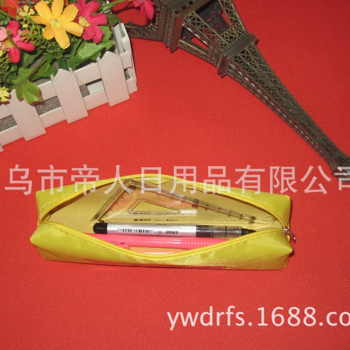 "Free Typography" Нейлоновый пенал Рекламный пенал Студенческий пенал Подарочный пенал Рекламный пенал