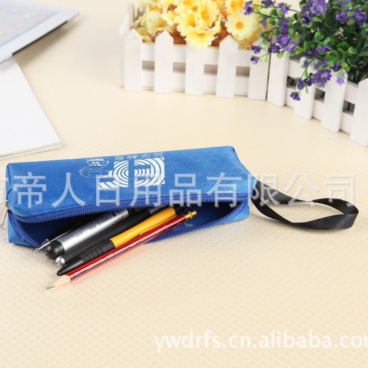 Бесплатная распродажа EF рекламный пенал мультяшный пенал Подарочный пенал с логотипом